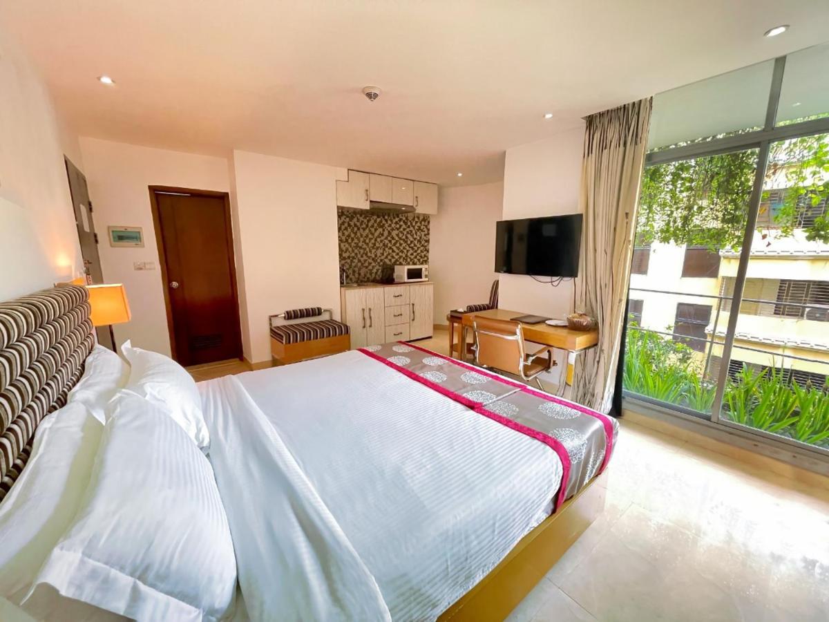 Hotel Bengal Canary Park Dhaka Zewnętrze zdjęcie
