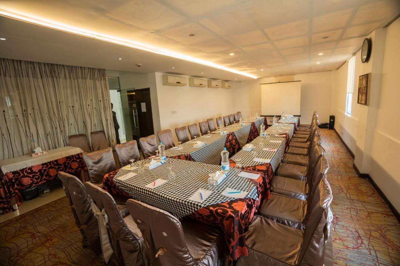 Hotel Bengal Canary Park Dhaka Zewnętrze zdjęcie
