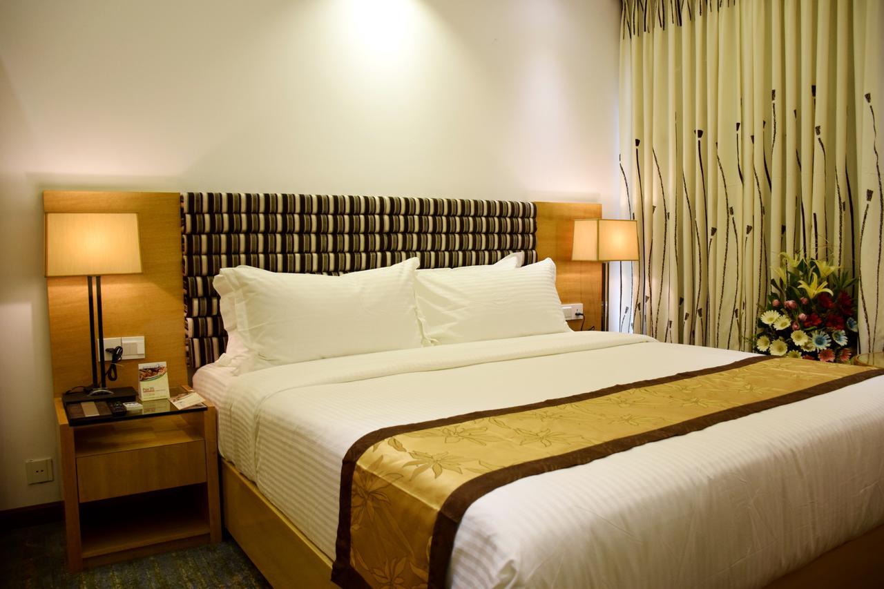 Hotel Bengal Canary Park Dhaka Zewnętrze zdjęcie